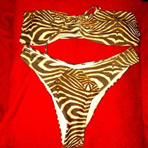 Zebra print strapless bikini